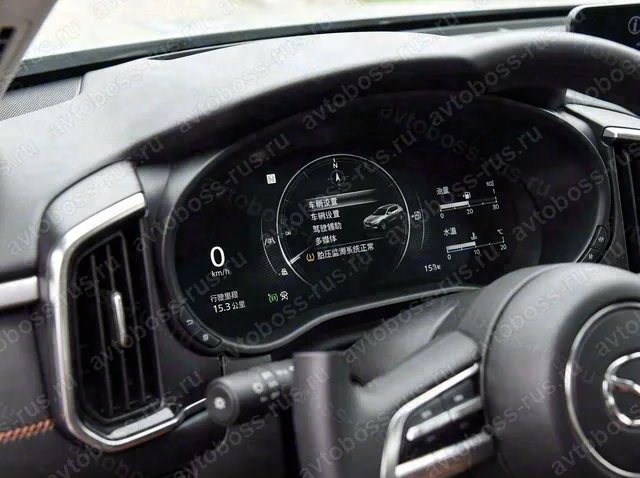 Приборная панель Mazda CX-50 до русификации — пример интерфейса