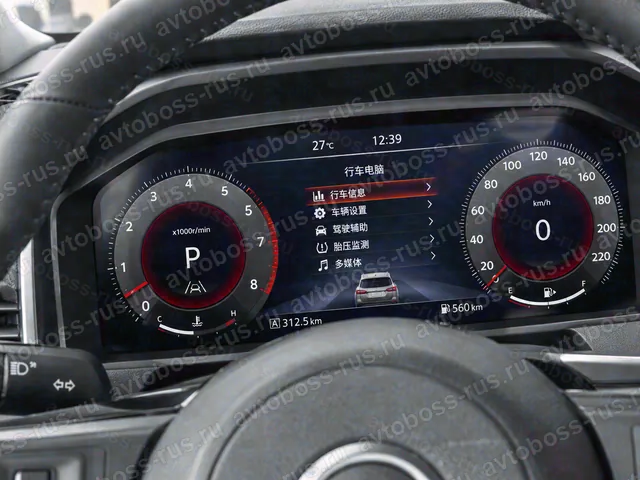 Приборная панель Nissan Qashqai до русификации — пример интерфейса