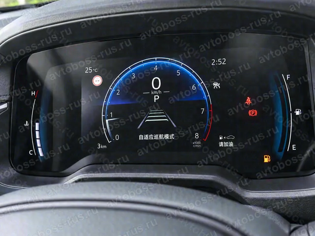 Приборная панель Toyota Corolla Cross до русификации — пример интерфейса