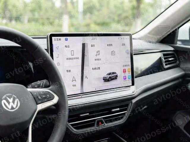 Головное штатное устройство Volkswagen Magotan до русификации — пример интерфейса