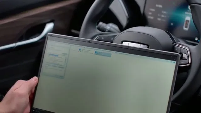 Ноутбук мастера у руля Geely Monjaro на пробном уроке